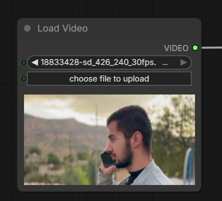 ComfyUIのLoad Videoノードで入力動画を選択した画面